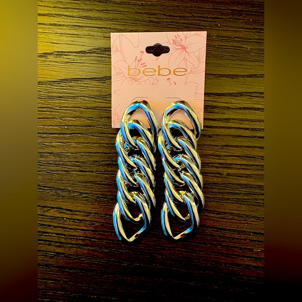 NEW Bebe silver chain link dangle earrings